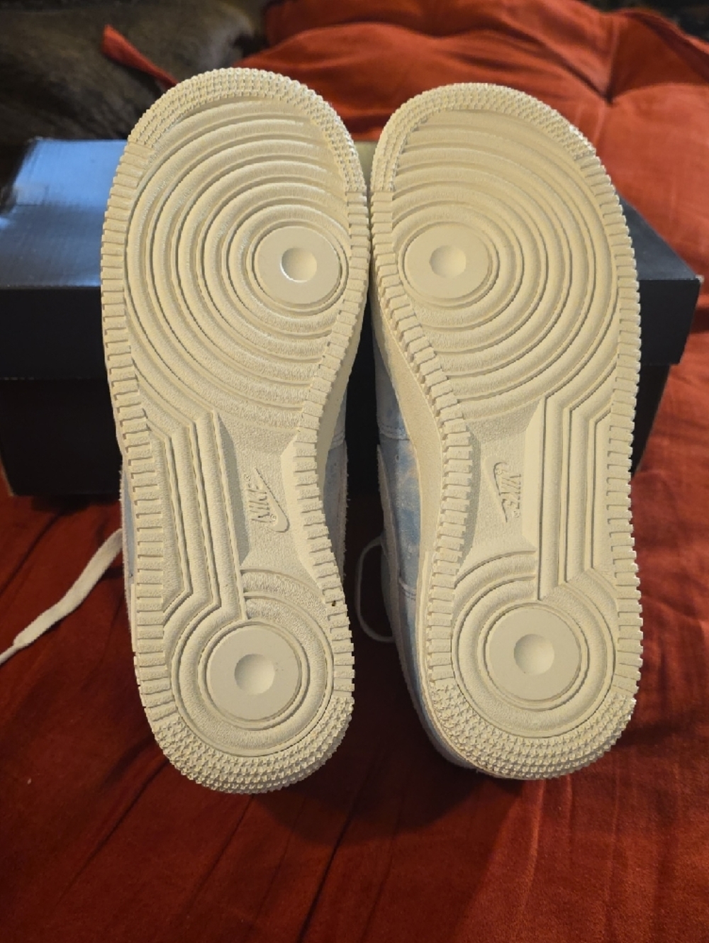 Nike Womens Air Force 1 Low - Light Blue & White - Picture 3 of 8